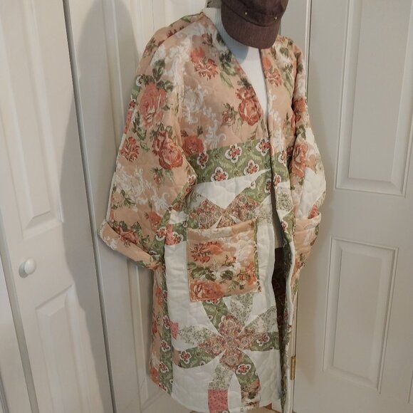 3748 1X  Quilted Bog Coat In Green and Pink Print. - Picture 2 of 11